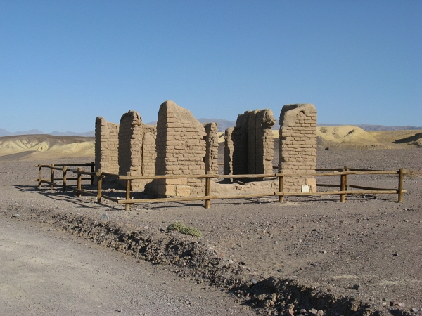 Description: Description: C:\JD Stuff\Web Documents\southwest\death_valley2.jpg