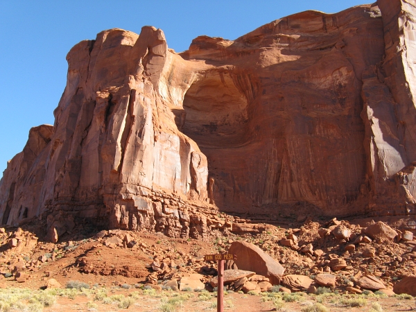 Description: Description: C:\JD Stuff\Web Documents\southwest\monument_valley4.jpg