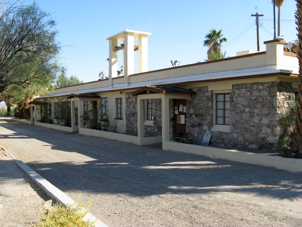 Description: C:\JD Stuff\Web Documents\southwest\zzyzx2.jpg