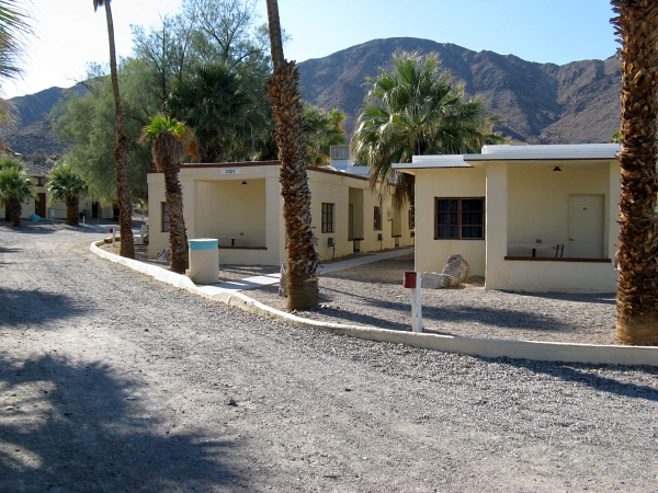 Description: C:\JD Stuff\Web Documents\southwest\zzyzx4.jpg
